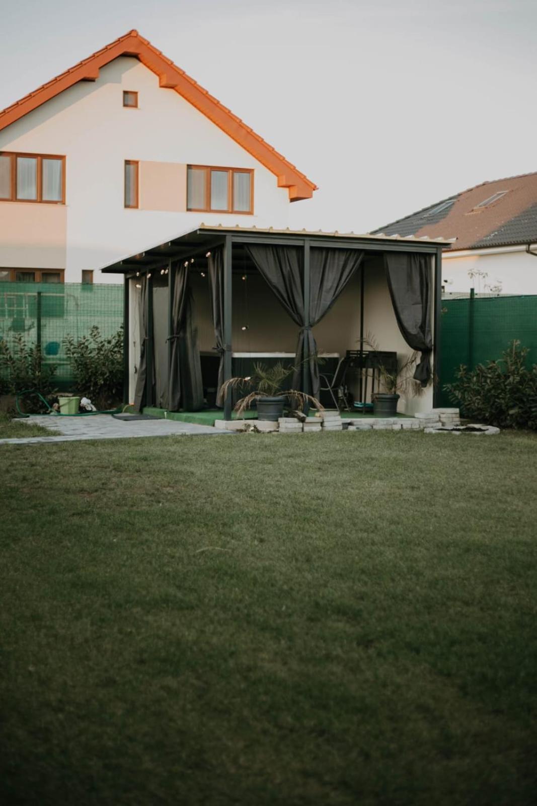 Casa Abiiani Otel Oradea Dış mekan fotoğraf