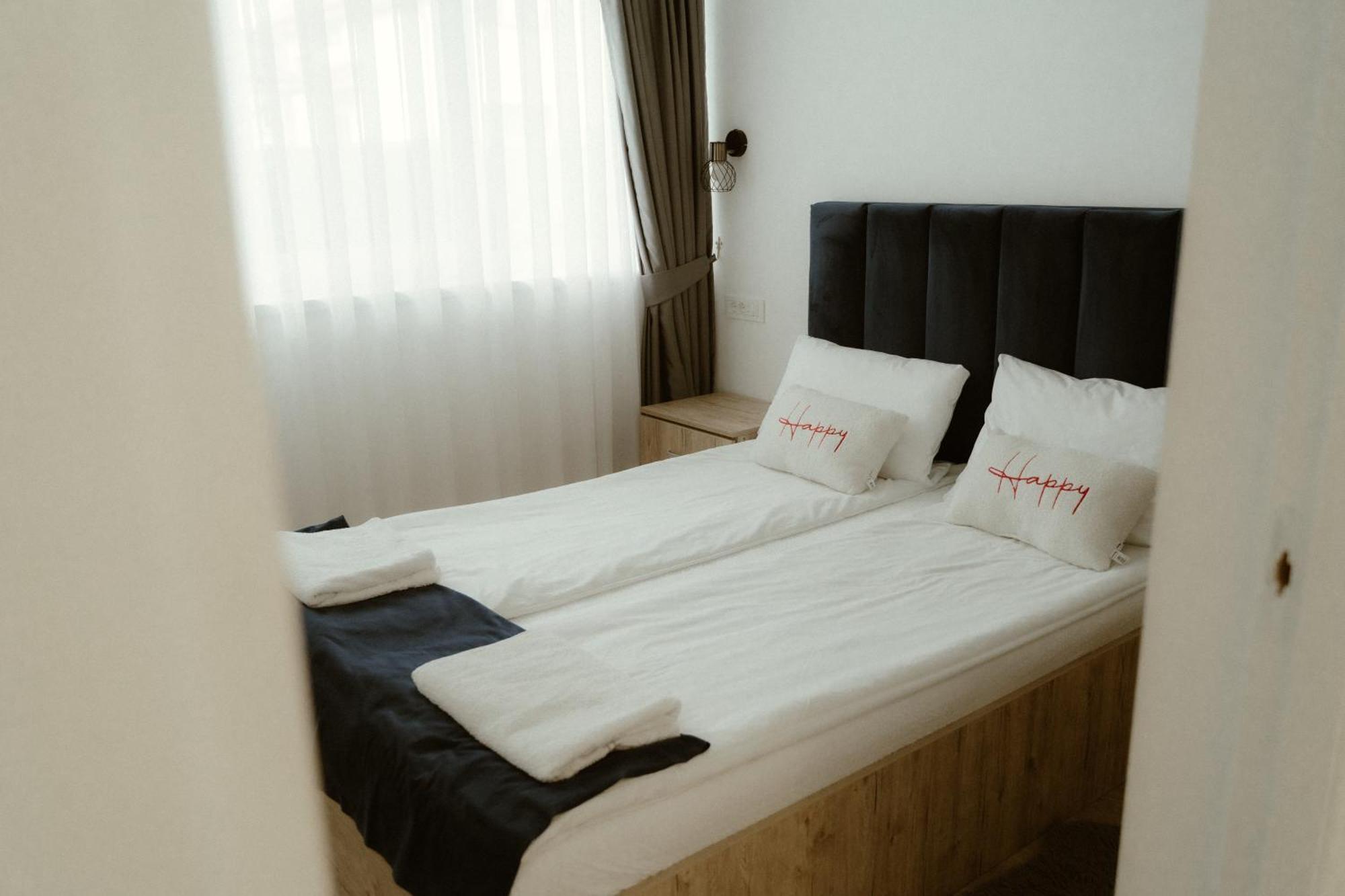Casa Abiiani Otel Oradea Dış mekan fotoğraf