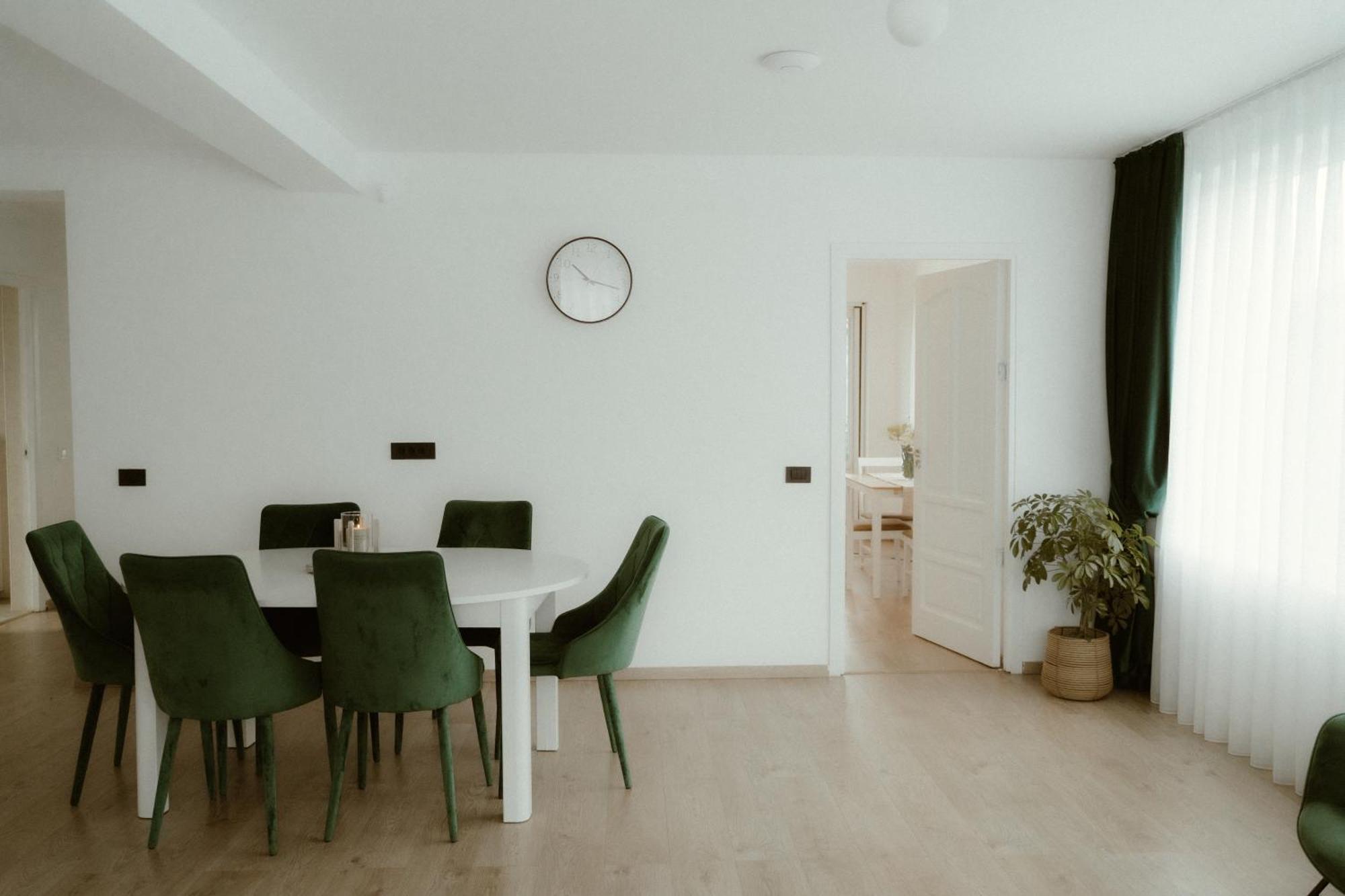 Casa Abiiani Otel Oradea Dış mekan fotoğraf
